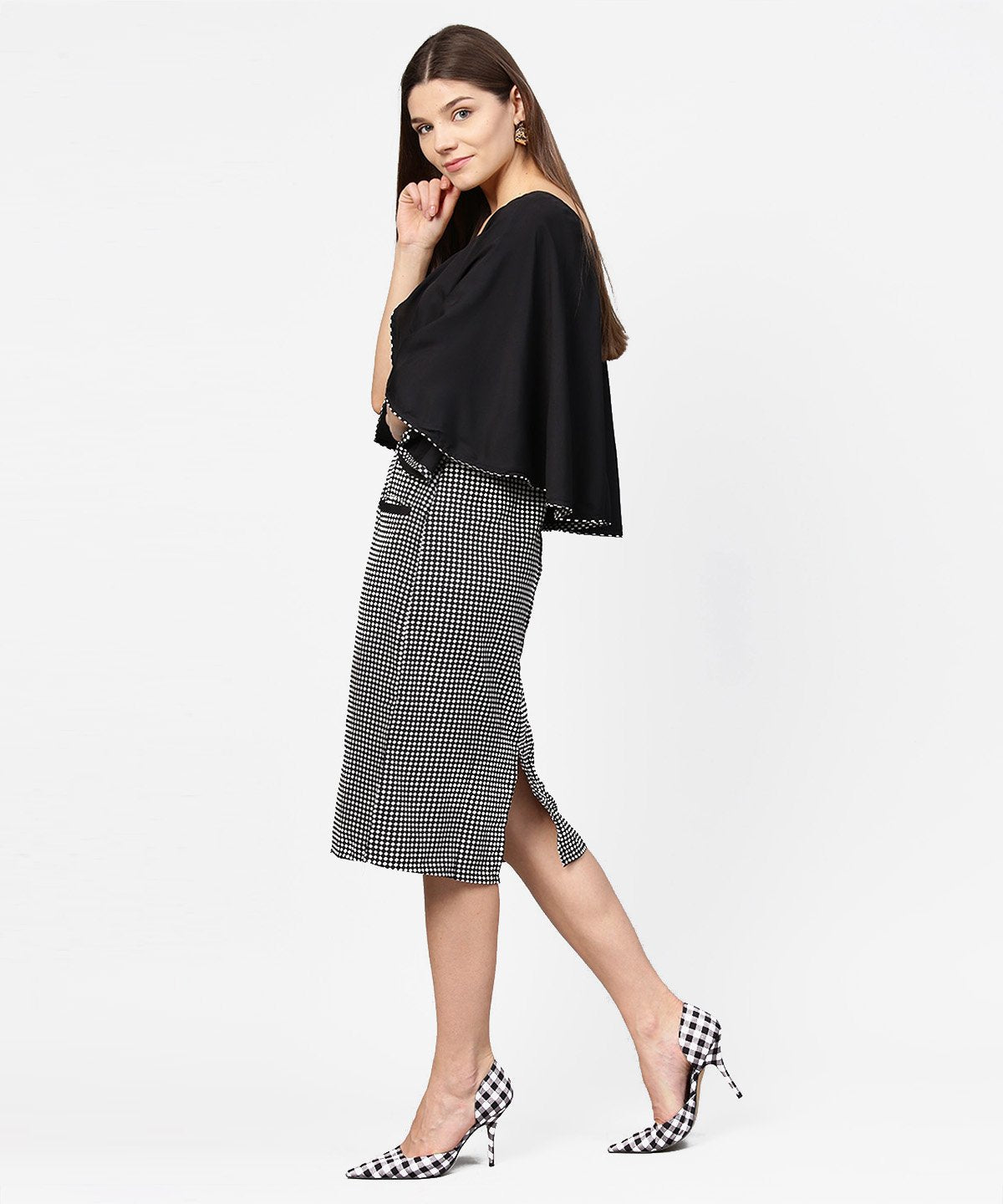 Women's Black Check Printed Flared Sleeve Double Pocket Dress