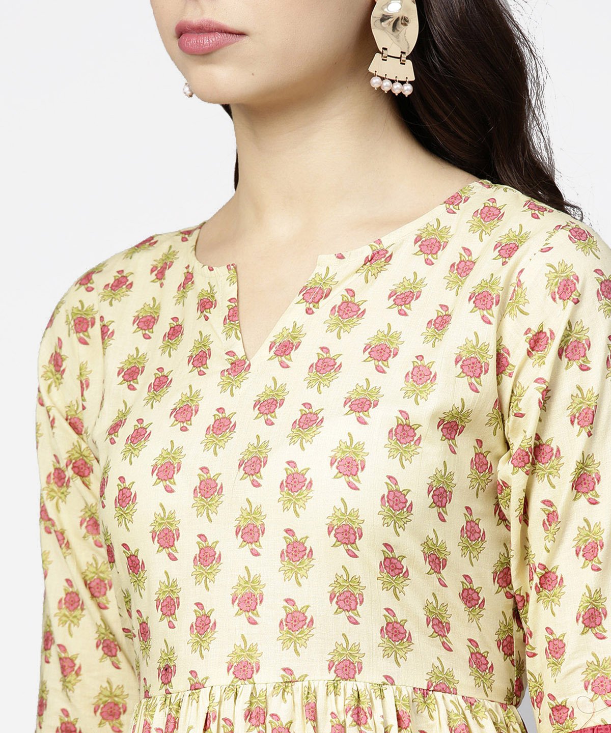 Women's Off White Printed Full Sleeve Cotton Anarkali Kurta With Pink Ankle Length Palazzo
