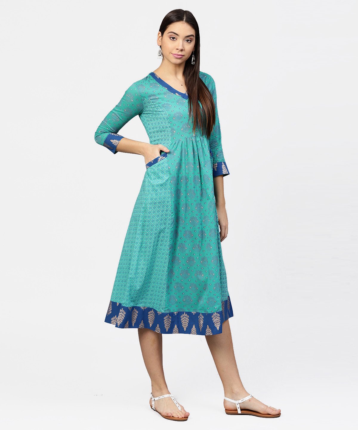 Women's Printed V-Neck Panelled With Patch Pockets And 3/4Th Sleeved Maxi Dress