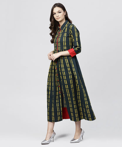 Women's Blue Cotton Printed 3/4 Sleeves Kurta With Shirt Collar And Front Placket