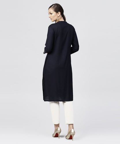 Women's Navy Blue Round Neck Kurta With 3/4 Sleeves And Front Placket