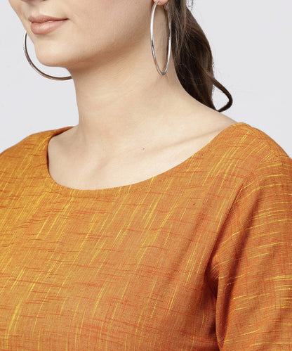 Women's Multi Colored Kurta With Round Neck And 3/4 Sleeves