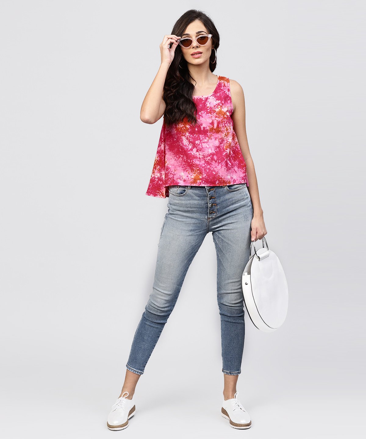 Women's Pink Colored Sleeveless Top With Round Neck
