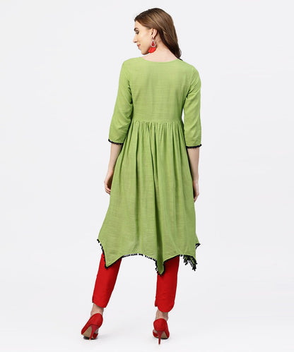 Women's Parrot Green Embroidered A-Line Kurta With  Round Neck And 3/4 Sleeves