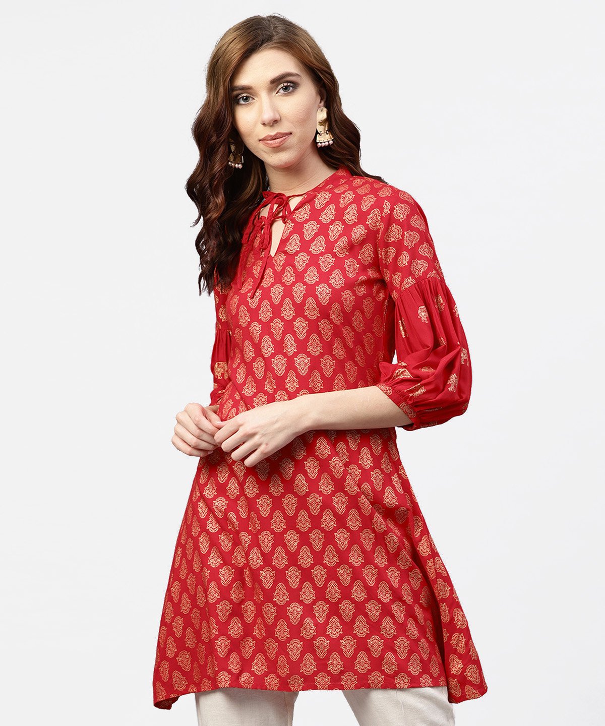 Women's Red Printed Short Kurta With Key Hole Neck And 3/4 Sleeves