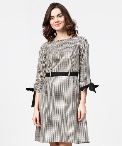 Women's Black Zig Zag Printed 3/4Th Sleeve Cotton Tunic With Black Belt