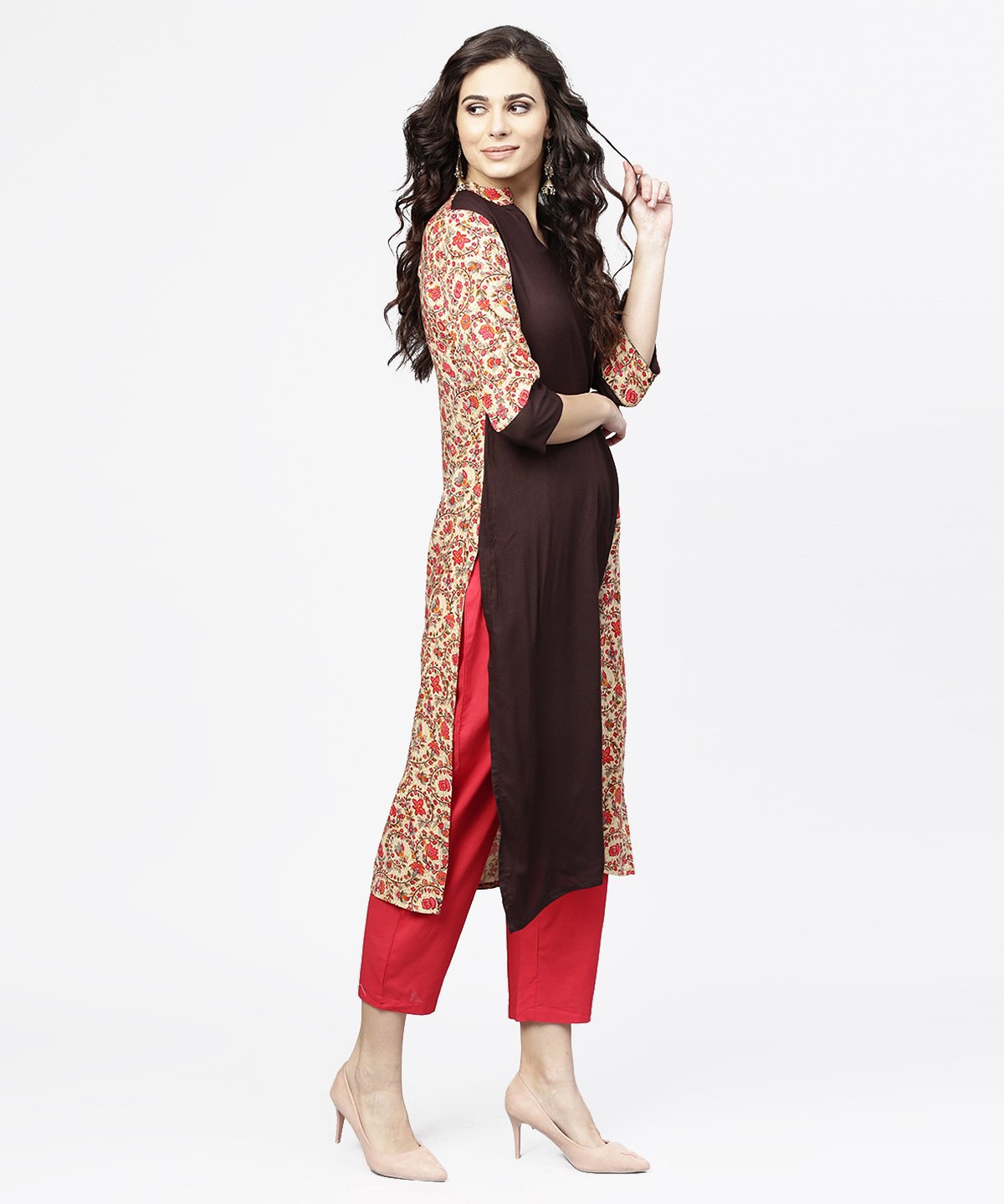 Women's Black & Red Printed 3/4Th Sleeve Cotton Straight Kurta