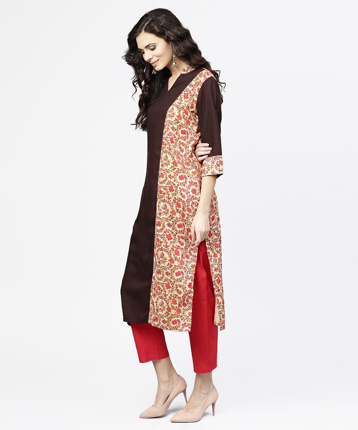 Women's Black & Red Printed 3/4Th Sleeve Cotton Straight Kurta
