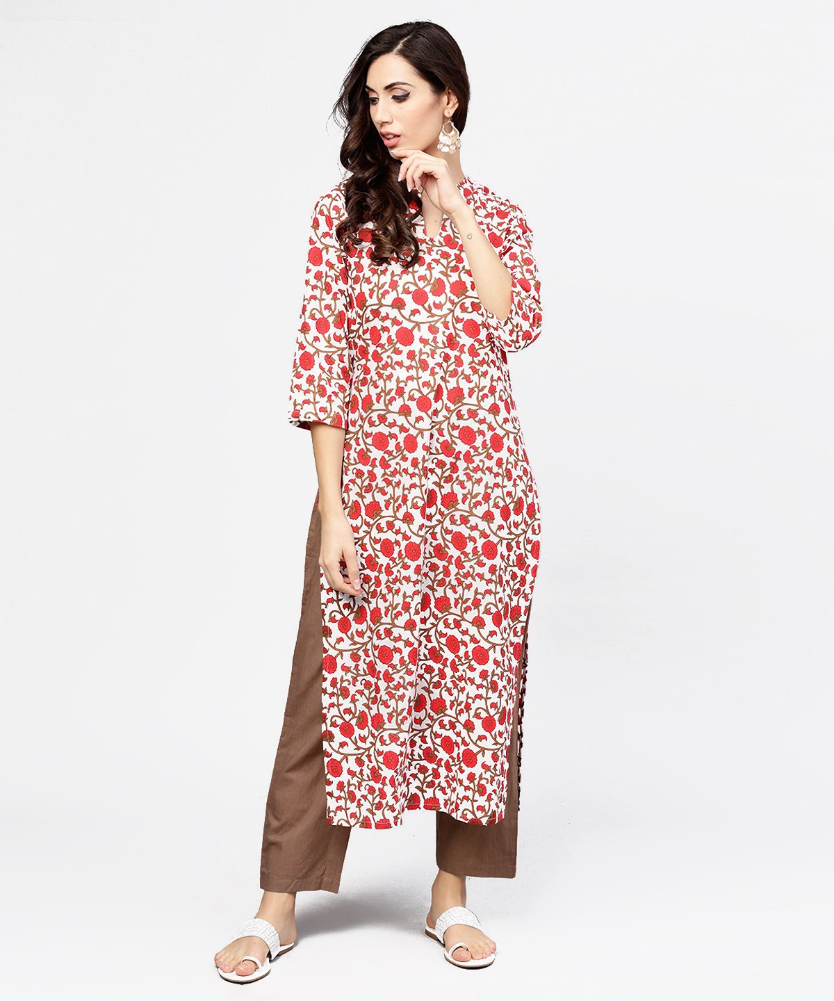 Women's Off White Printed 3/4Th Sleeve Cotton Kurta With Brown Ankle Length Pant
