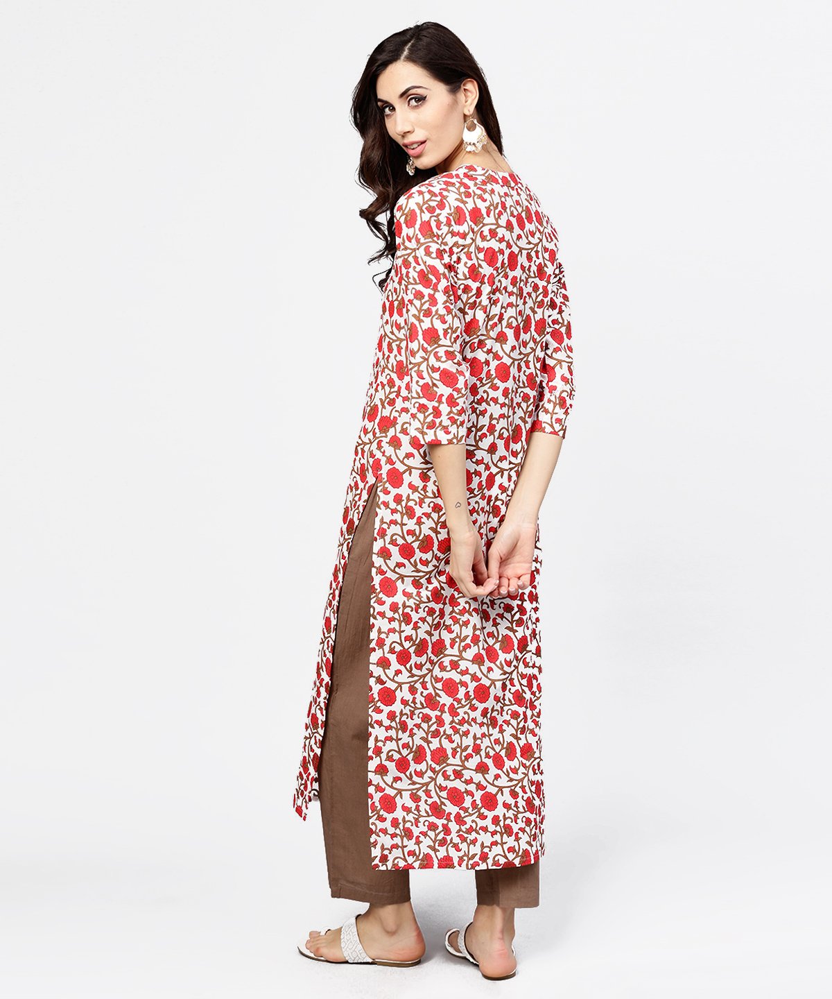 Women's Off White Printed 3/4Th Sleeve Cotton Kurta With Brown Ankle Length Pant