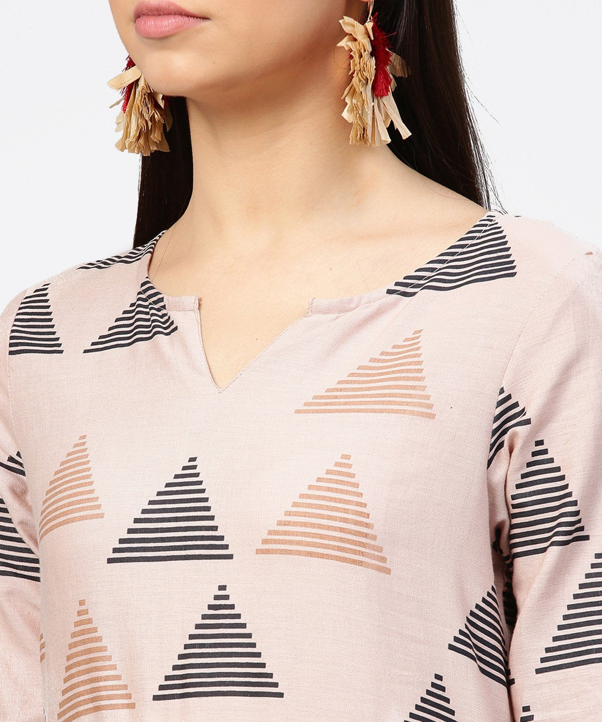 Women's Beige Printed 3/4Th Sleeve Cotton Kurta With Maroon Ankle Length Pallazo
