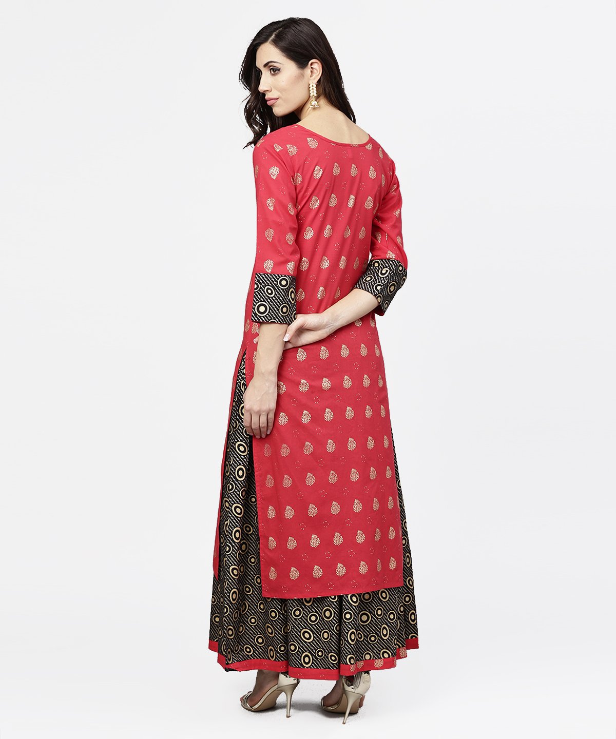 Women's Pink Printed 3/4Th Sleeve Cotton Kurta With Black Printed Skirt