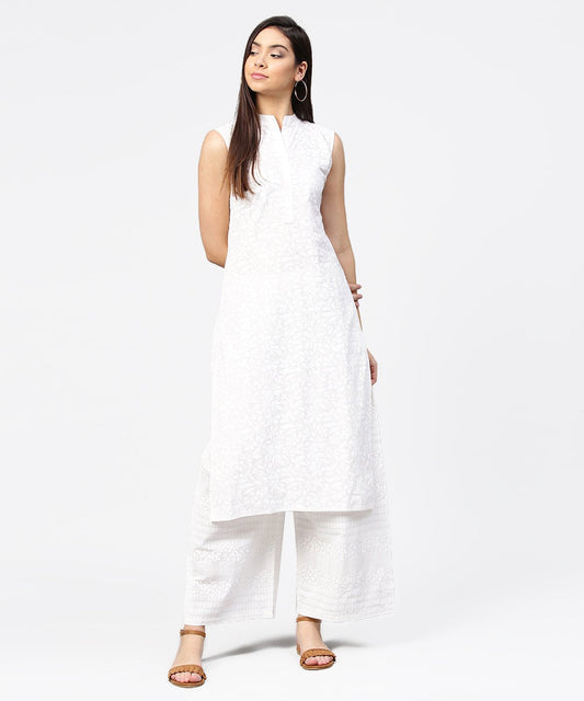 Women's Off White Printed Sleeveless Cotton Kurta With Ankle Length Pallazo