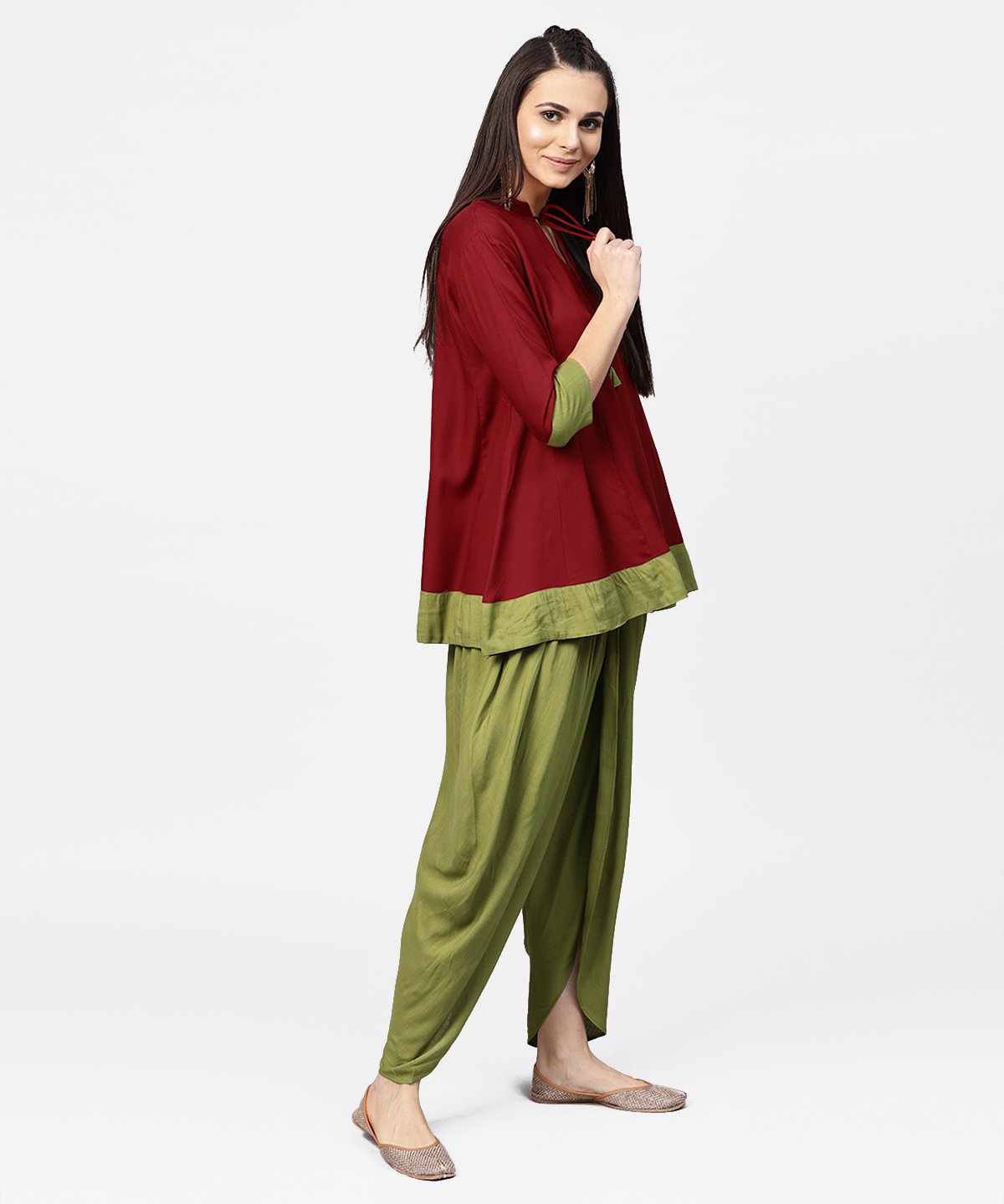 Women's Maroon 3/4Th Sleeve Rayon Tunic With Printed Border