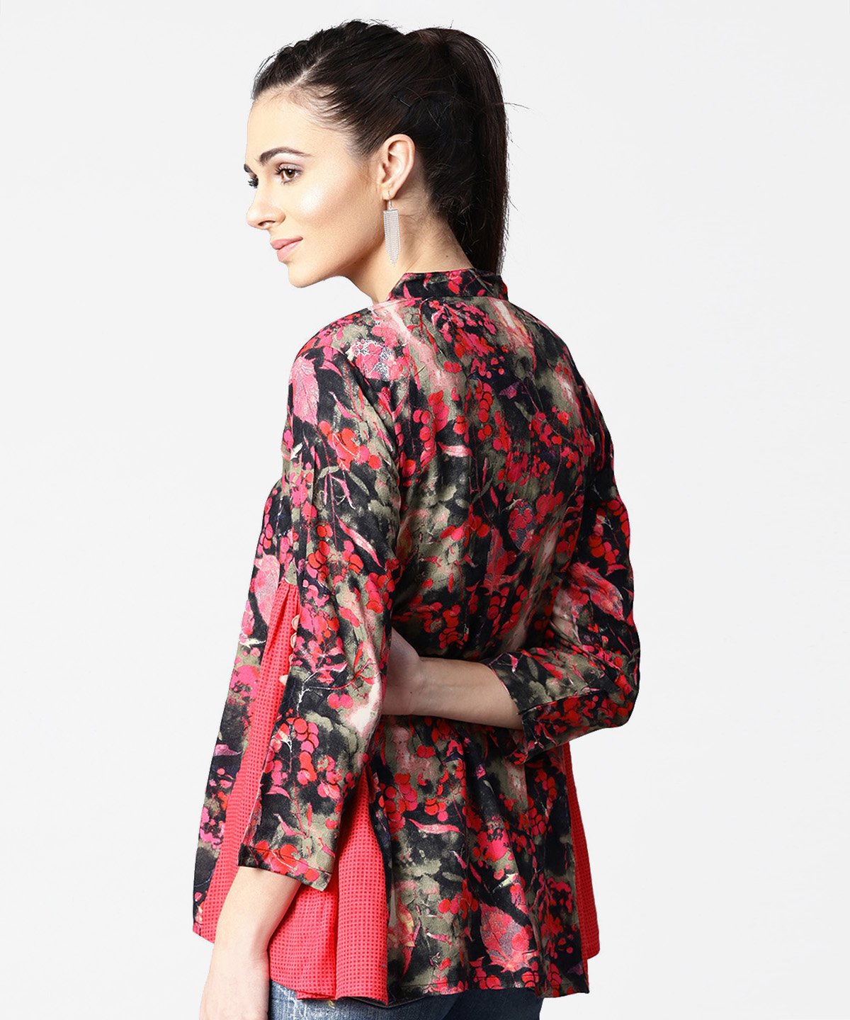 Women's Black & Pink Printed 3/4Th Sleeve Tops With Side Gathered
