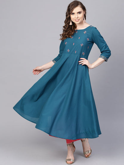 Women's Teal Blue Embroidered Kurta With Round Neck & 3/4 Sleeves