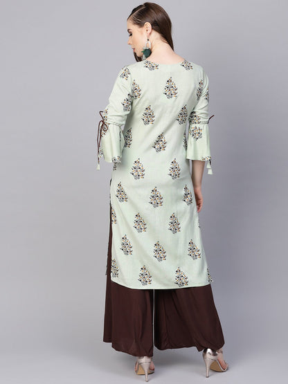 Women's Pista Green Floral Printed Kurta With A Front Keyhole And Flared Sleeves