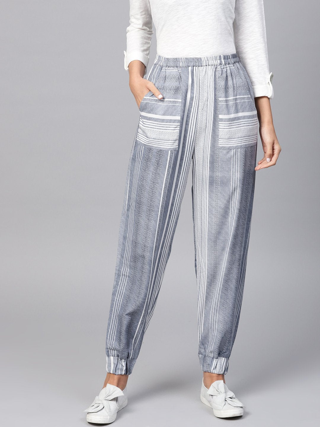 Women's Grey Striped Ankle Length Jogger With Elastic Band