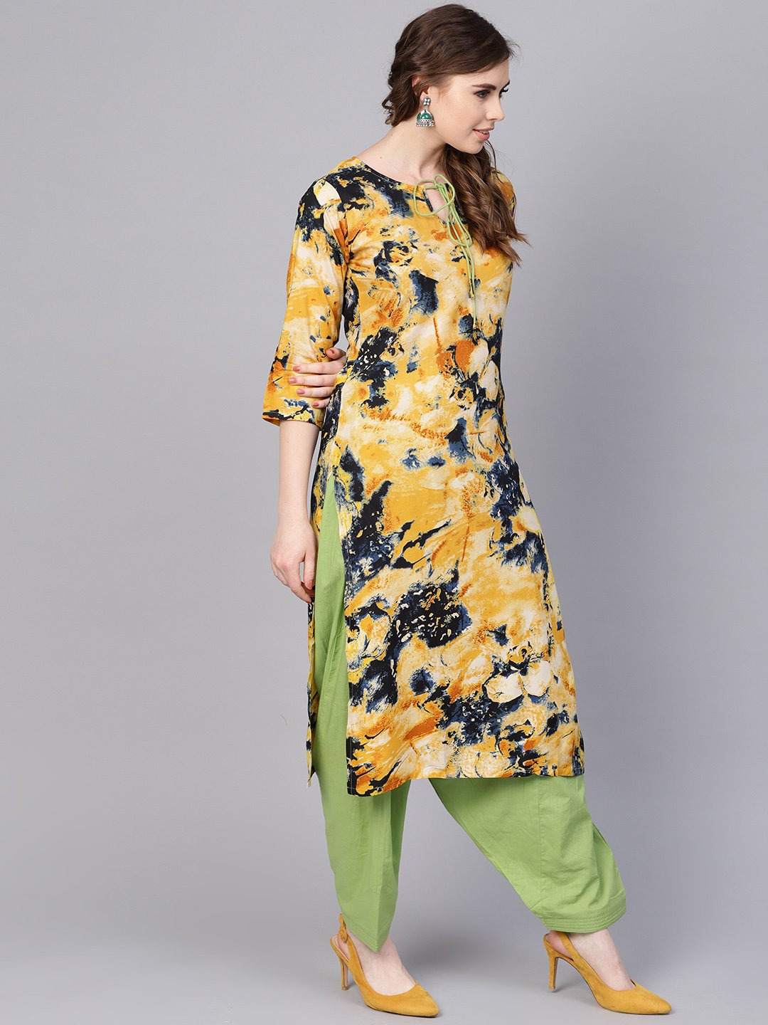 Women's Yellow Marbal Printed Kurta Set With Solid Green Salwar