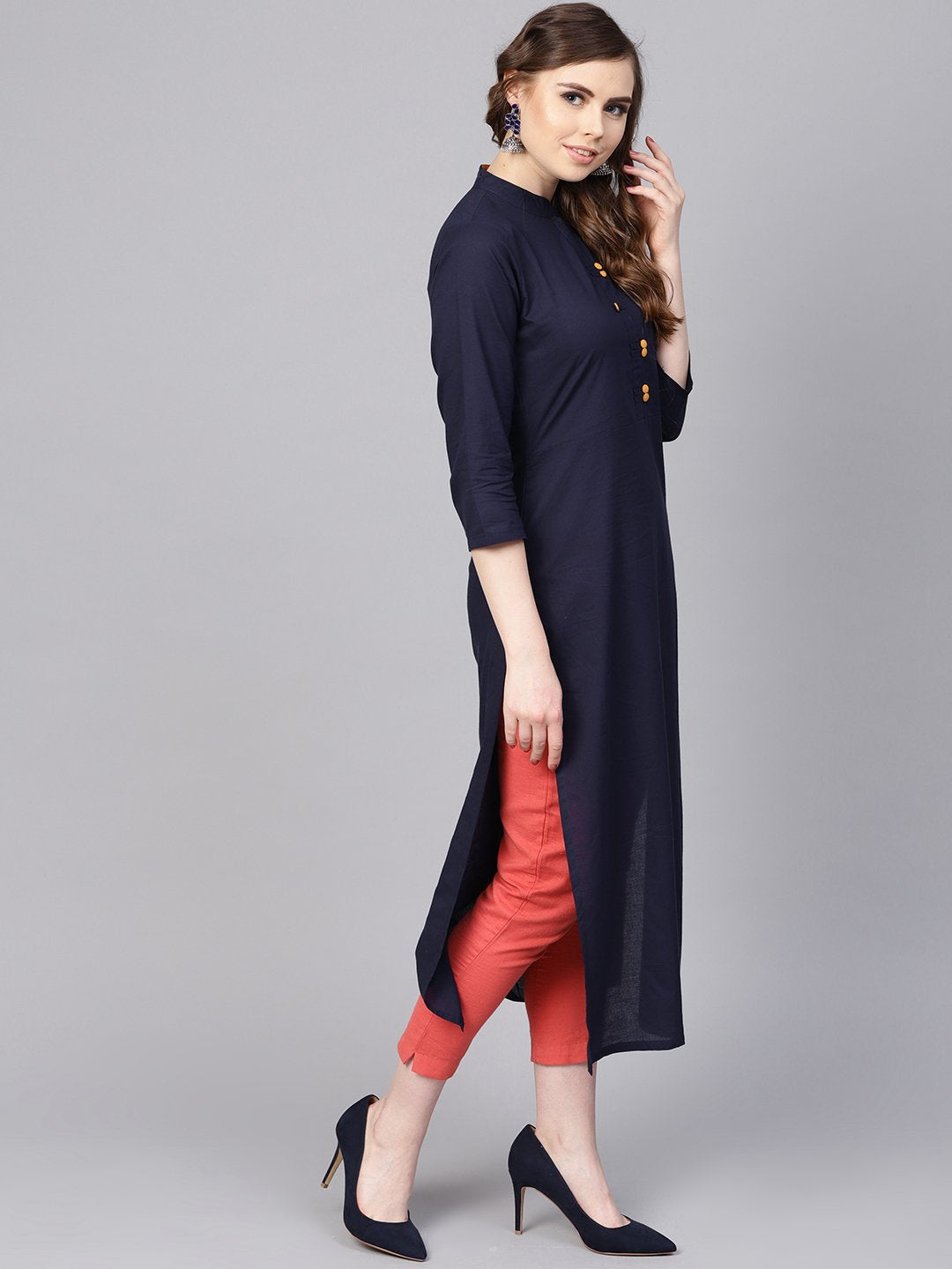 Women's Navy Blue Kurta With Contrasting Detailed Placket With Madarin Collar