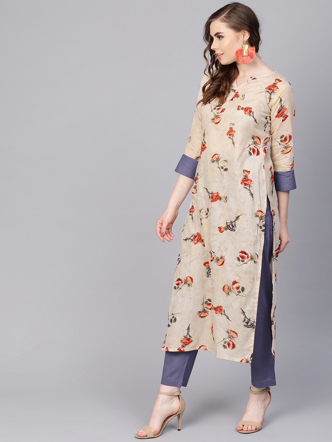 Women's Cream Printed 3/4Th Sleeve Cotton Kurta Set  With Solid Pants
