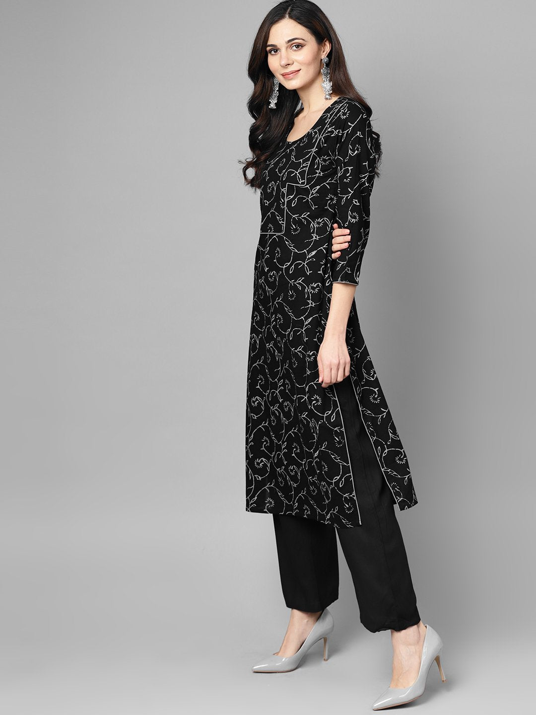 Women's Black & Grey Floral Printed Kurta Set With Solid Black Palazzo