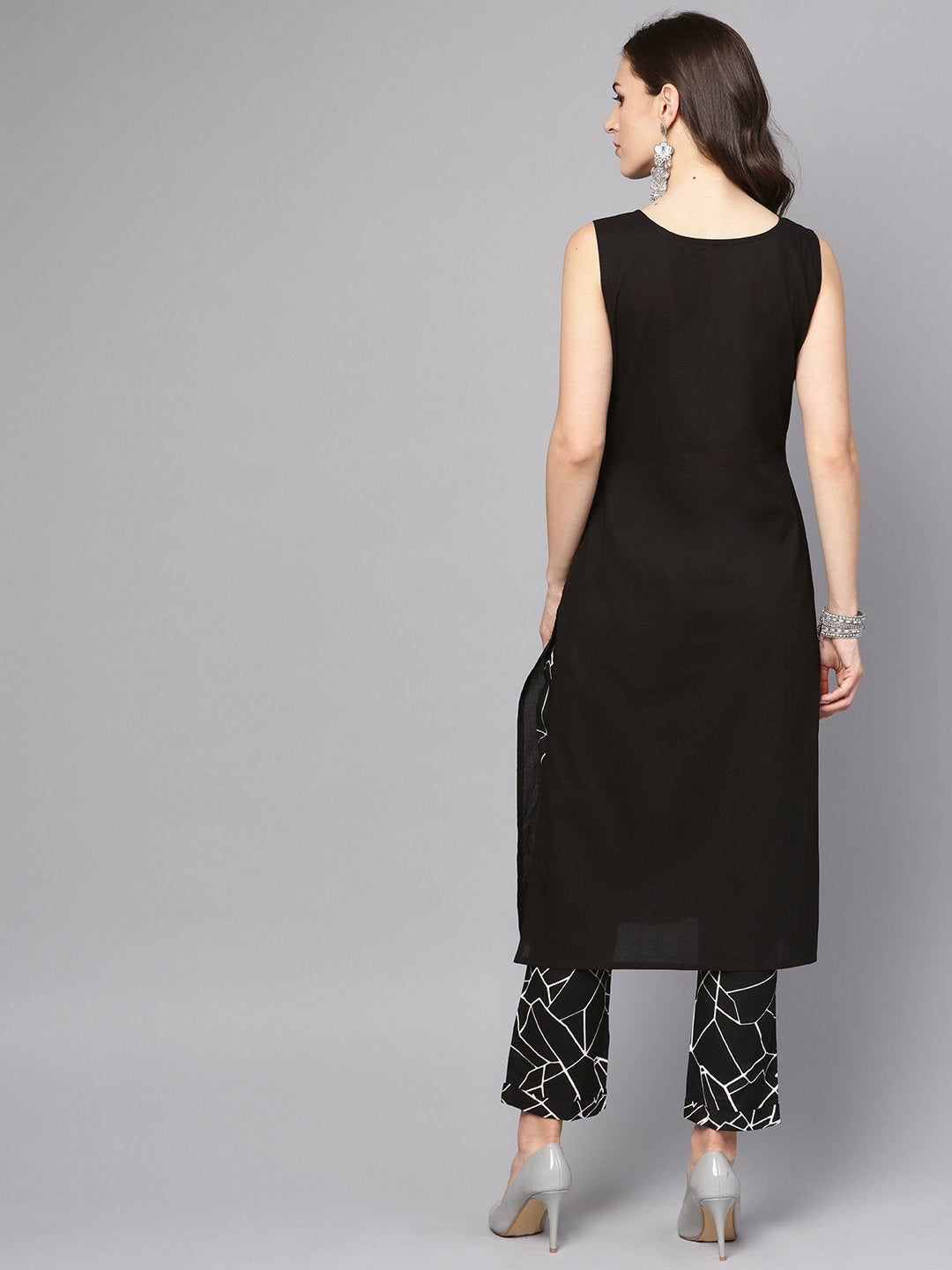 Women's Solid Black Sleeveless Kurta Set With Printed Pants