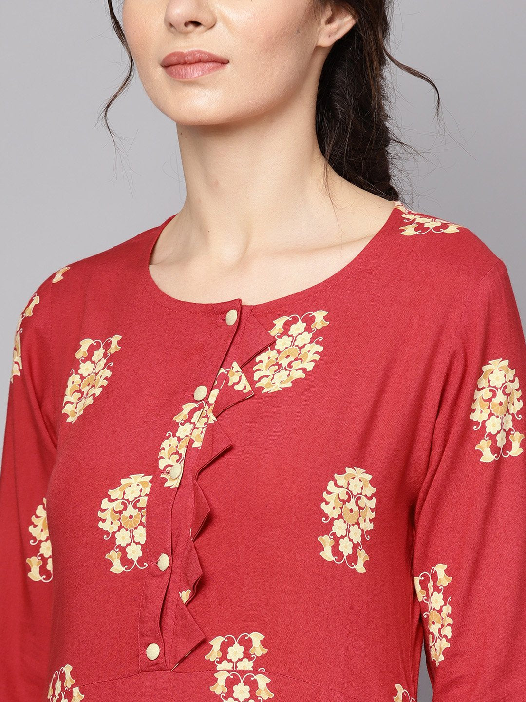 Women's Red Printed Short Sleeve Rayon Straight Kurta