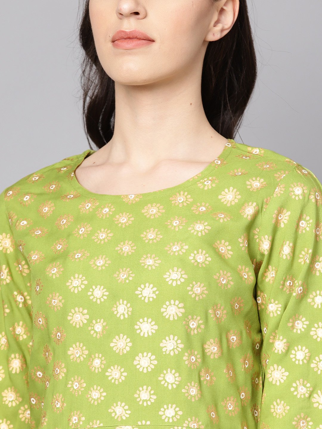 Women's Green Printed 3/4Th Sleeve Rayon Printed Kurta