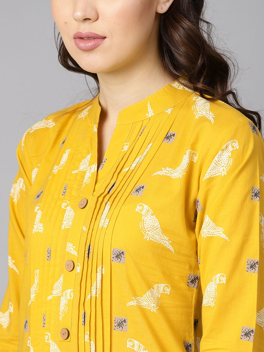 Women's Mustard Yellow White Bird Print Kurta With Pleats Detailing