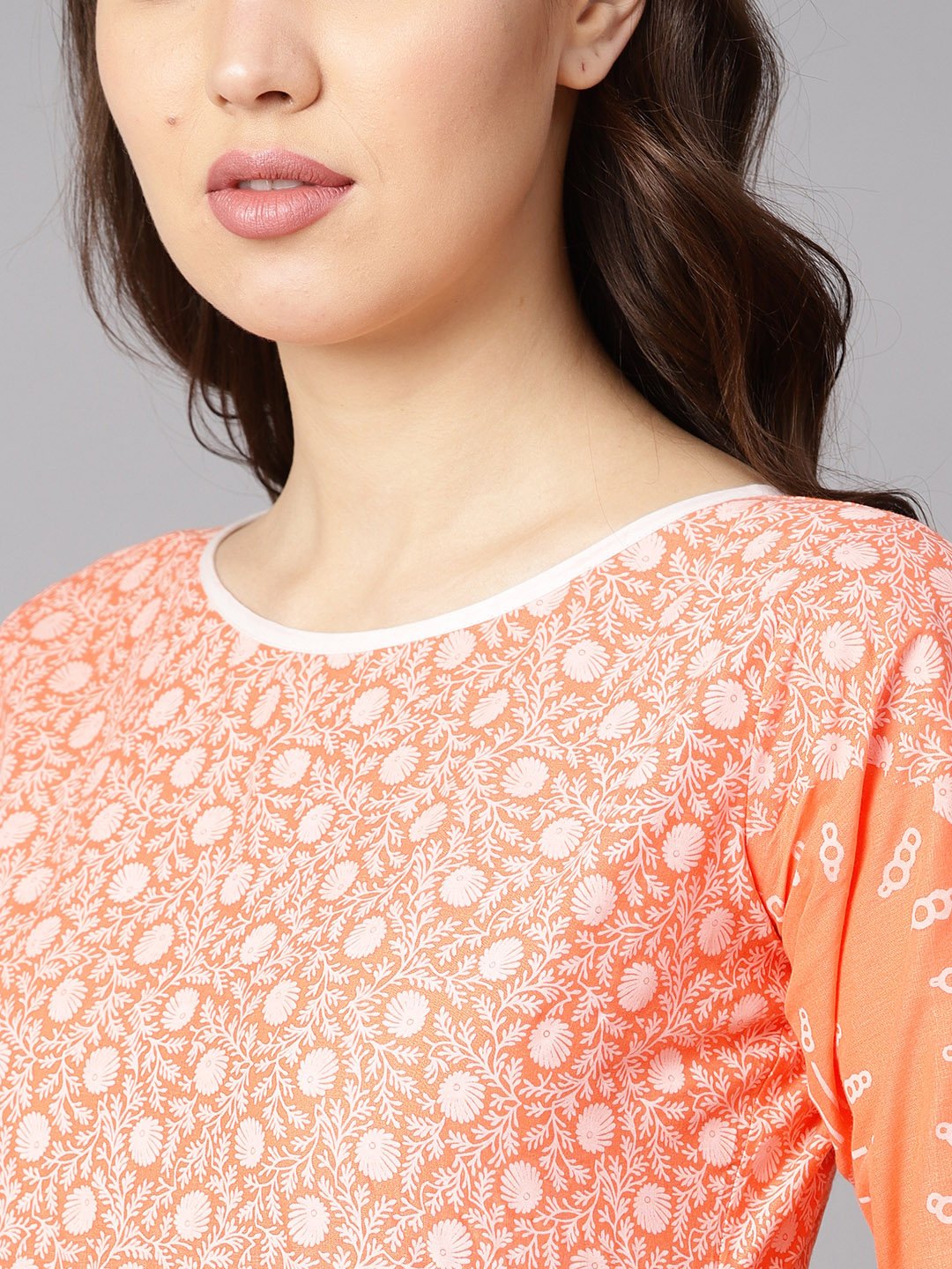 Women's Floral White Printed A-Line Kurta With White Geometric Printed Skirt