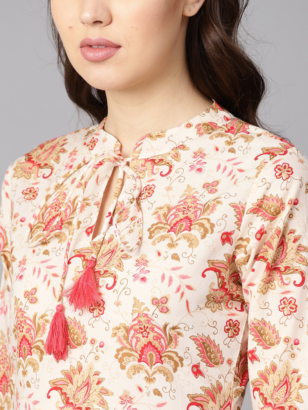 Women's Multi Colored Floral Printed Straight Kurta With Detailed Cuff With Solid Pink Pants