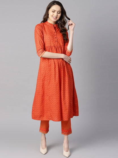 Women's A Line Pleated Kurta With Border Detailing On The Sleeves With Straight Solid Pants