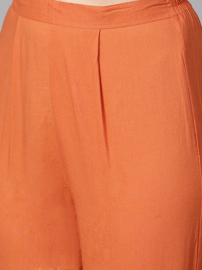 Women's A Line Pleated Kurta With Border Detailing On The Sleeves With Straight Solid Pants