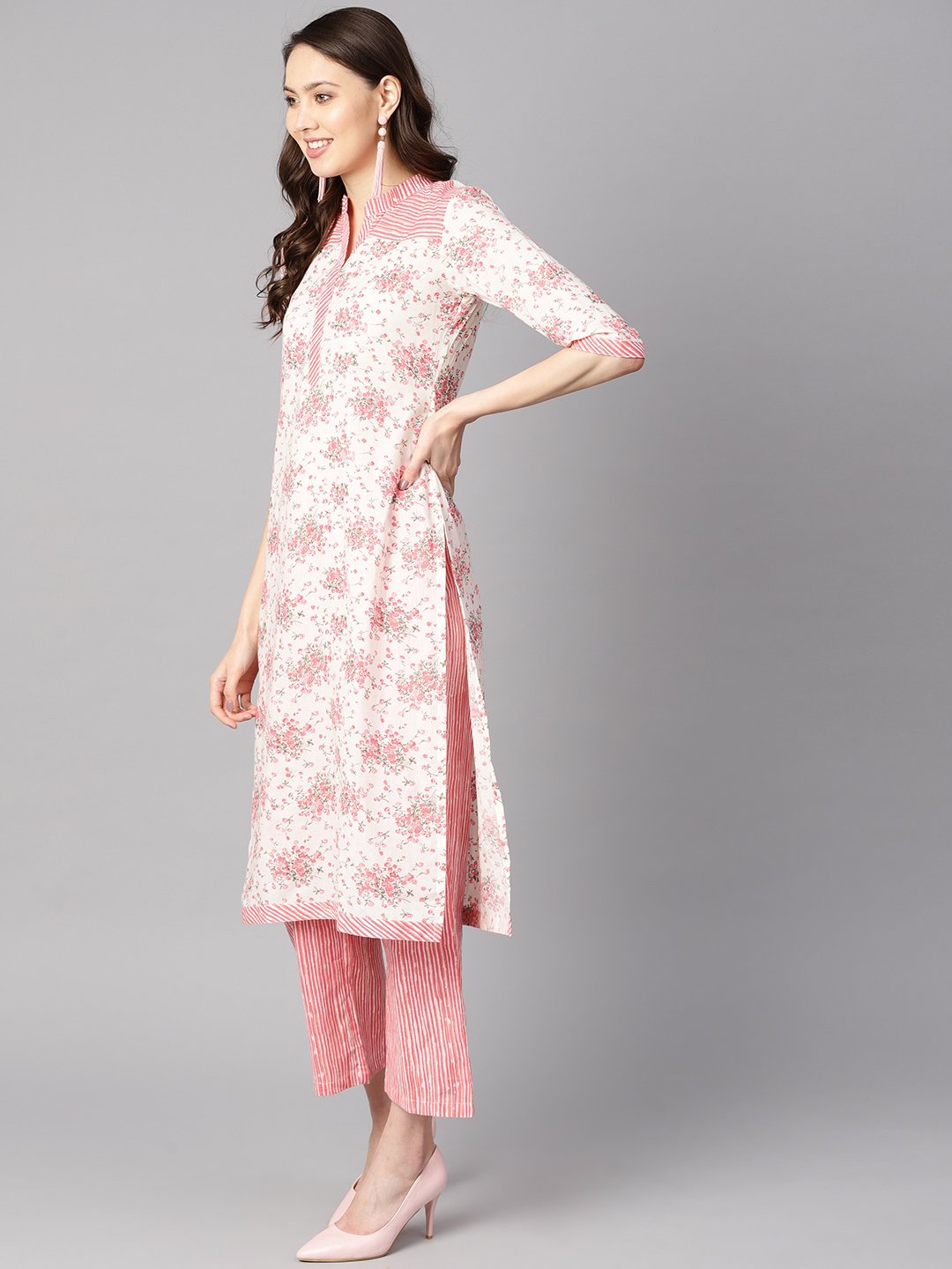 Women's Off-White Floral Printed Straight Kurta With Stripped Yoke And Cigratte Pants.