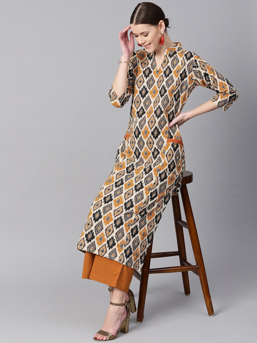 Women's Brown Printed Half Sleeve With Pocket Details Kurta Set With Solid Brown Pants