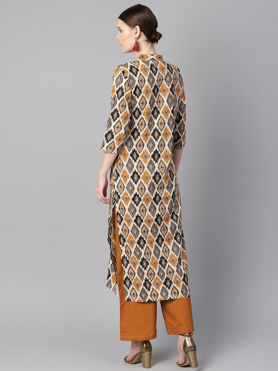 Women's Brown Printed Half Sleeve With Pocket Details Kurta Set With Solid Brown Pants