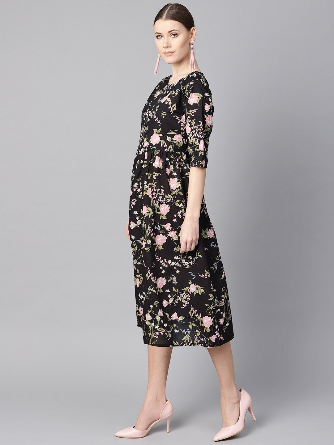 Women's Black Floral Dress With Round Neck & Half Sleeves