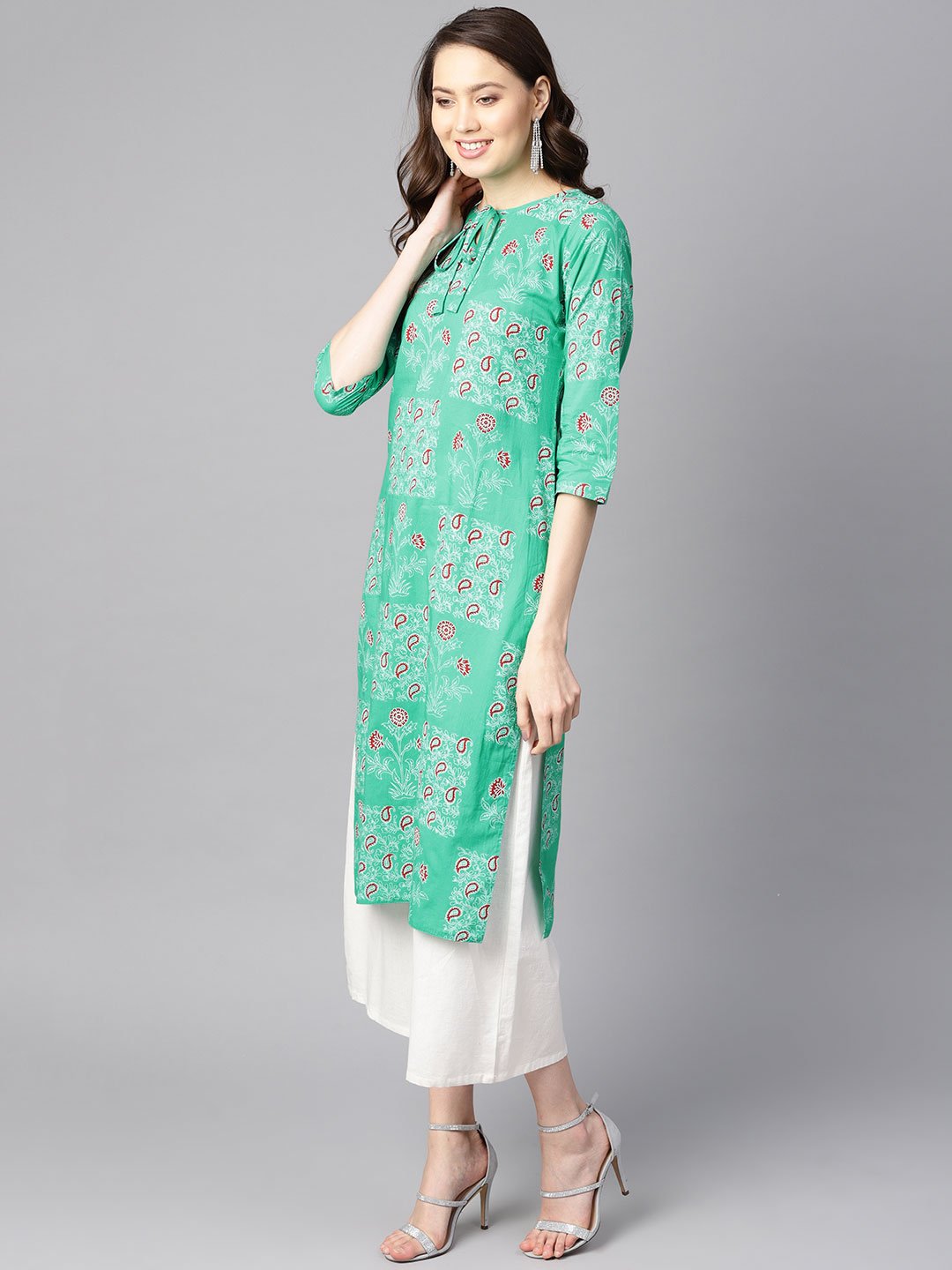 Women's Rama Green Floral Print Round Neck With Keyhole Tassel Kurta