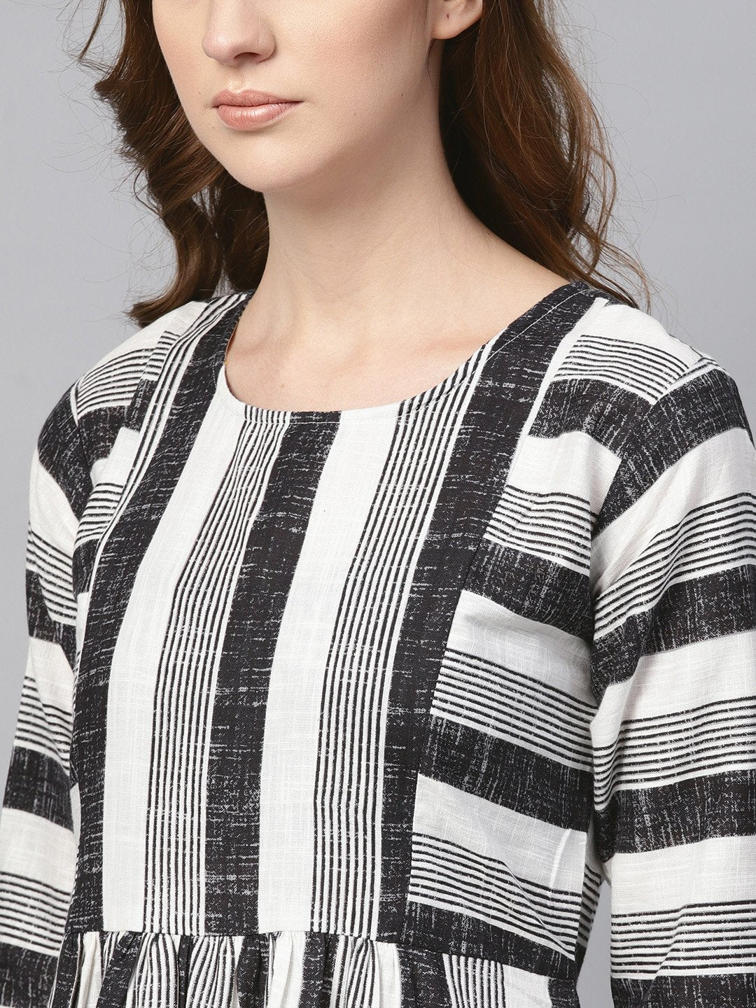 Women's Black & Wihte Stripped Dress With Round Neck & 3/4 Sleeves
