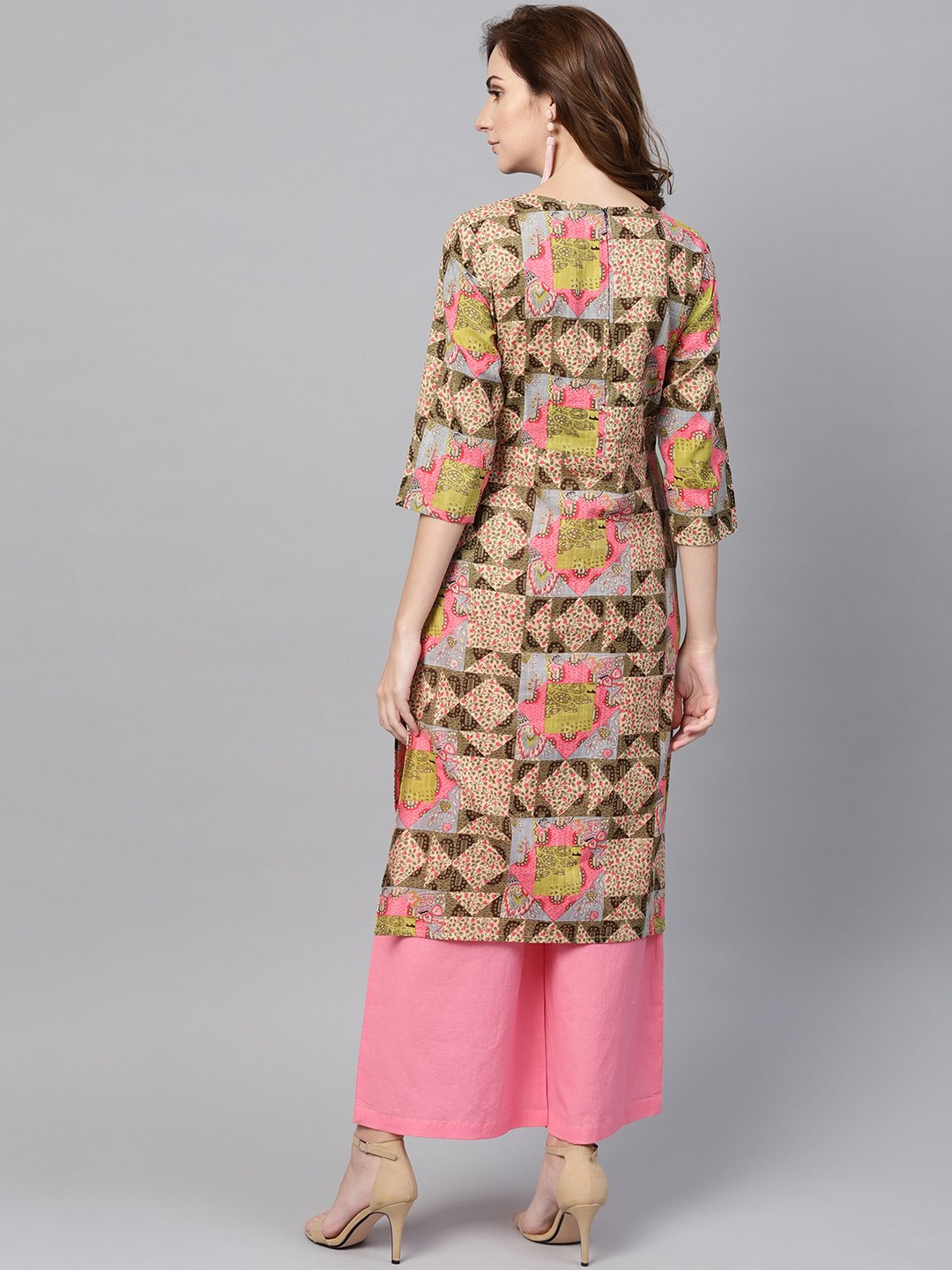 Women's Beige Multi Colored Straight Kurta Set With Solid Light Pink Pants