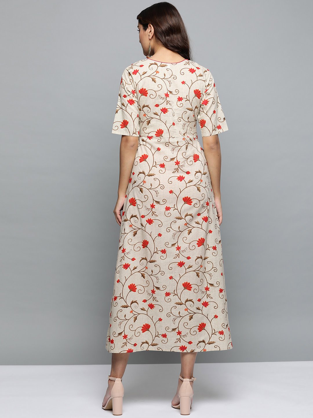 Women's Beige Floral Printed Round Neck A-Line Dress