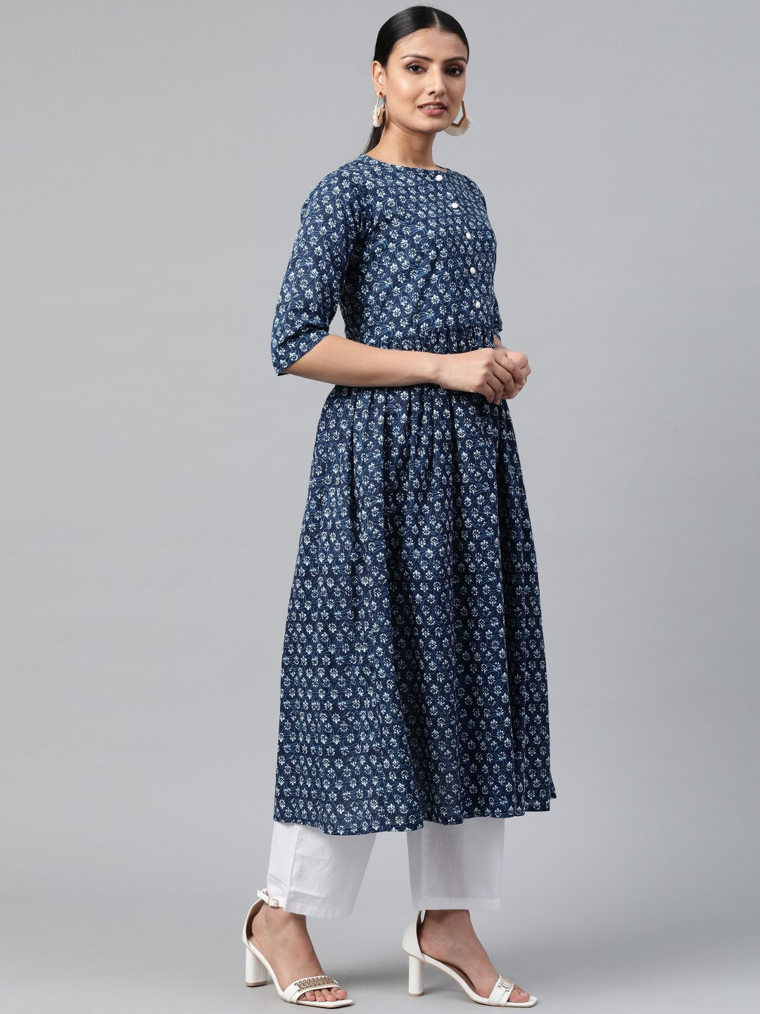 Women's Indigo Blue Three-Quarter Sleeves Flared Kurta With Palazzo