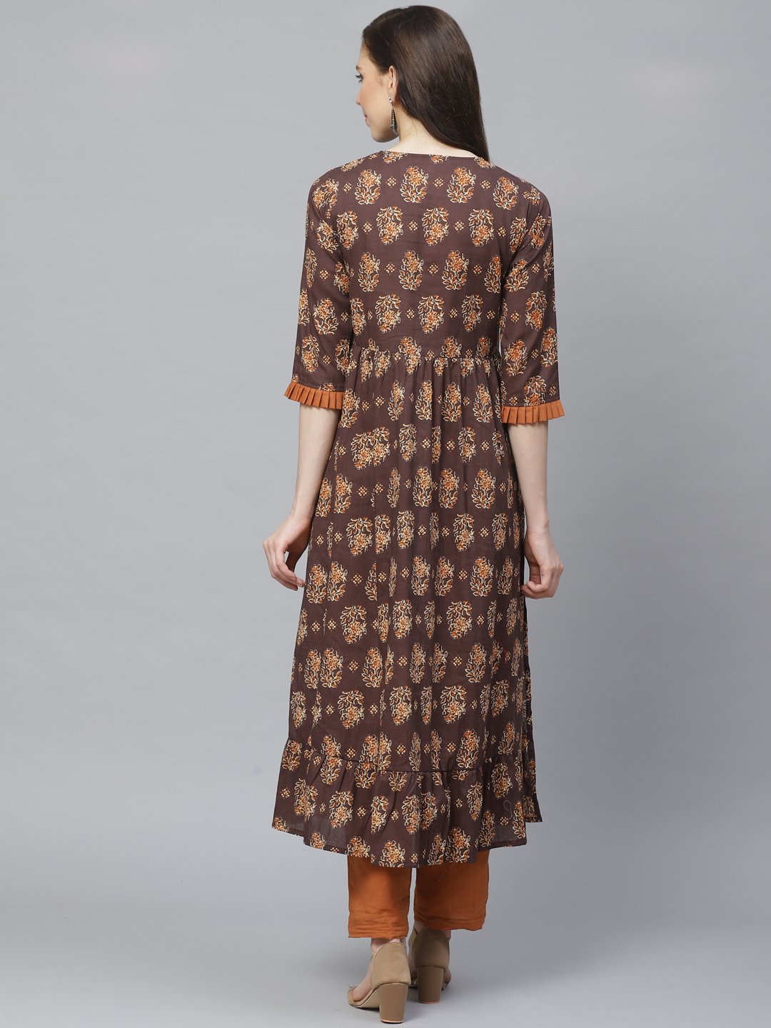 Women's Brown Three-Quarter Sleeves Flared Kurta With Trouser