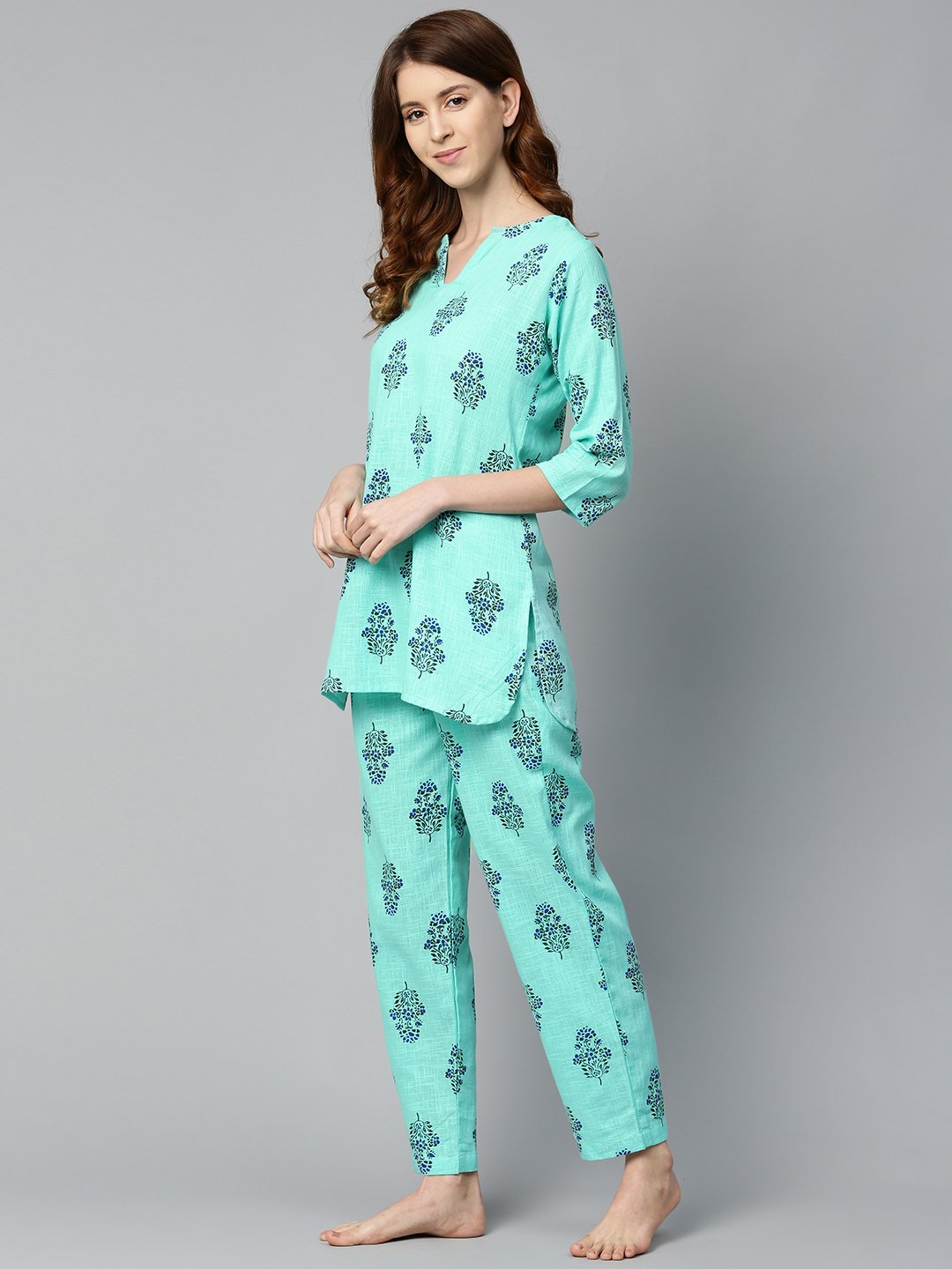 Women's Turq Green And Multi Floral Prnt Top And Pant Set
