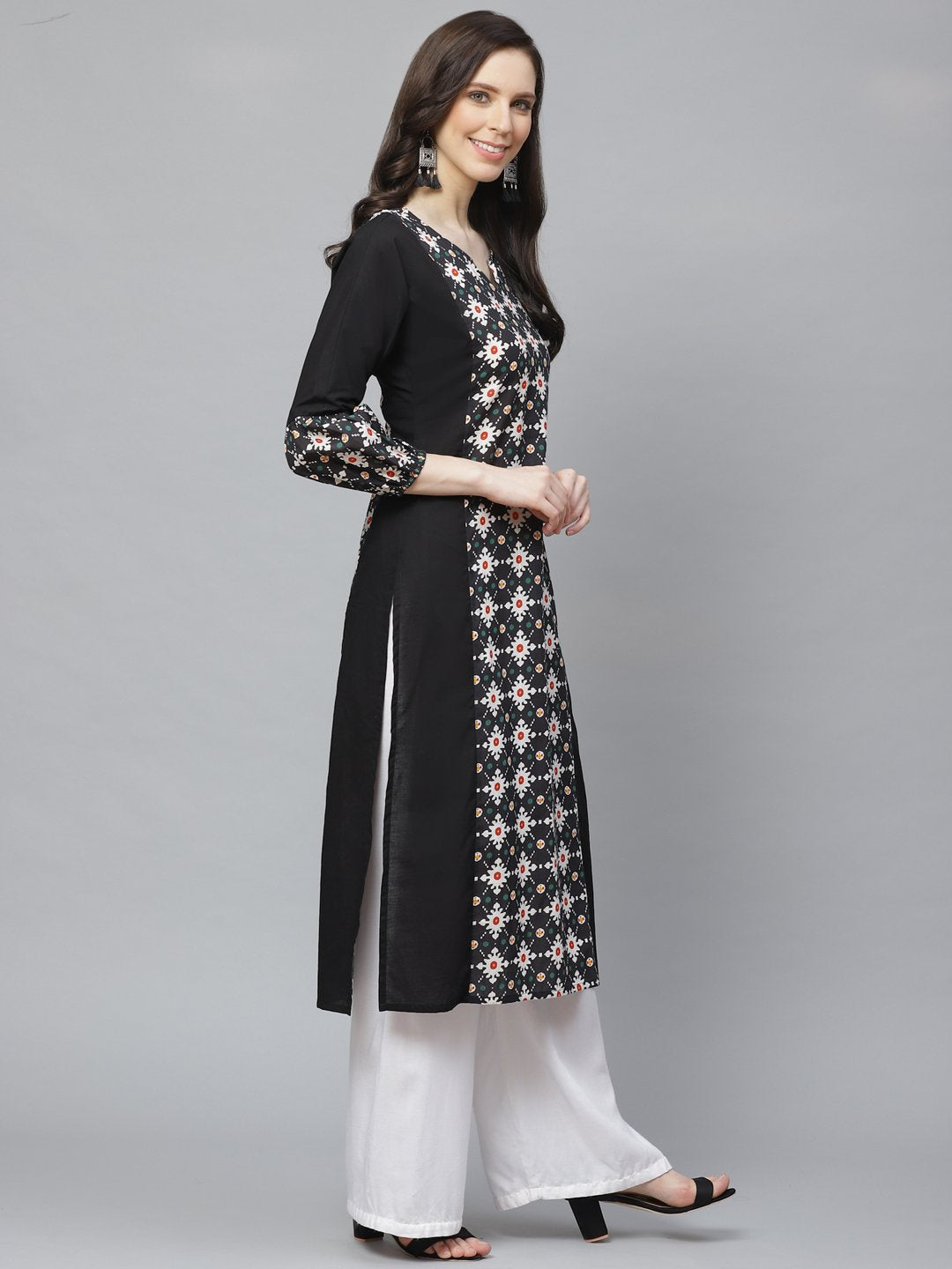 Women's Black Calf Length Long Sleeves A-Line Geometric Printed Cotton Kurta