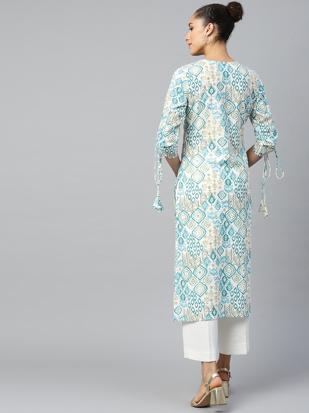 Women's White Calf Length Long Sleeves A-Line Quirky Printed Cotton Kurta
