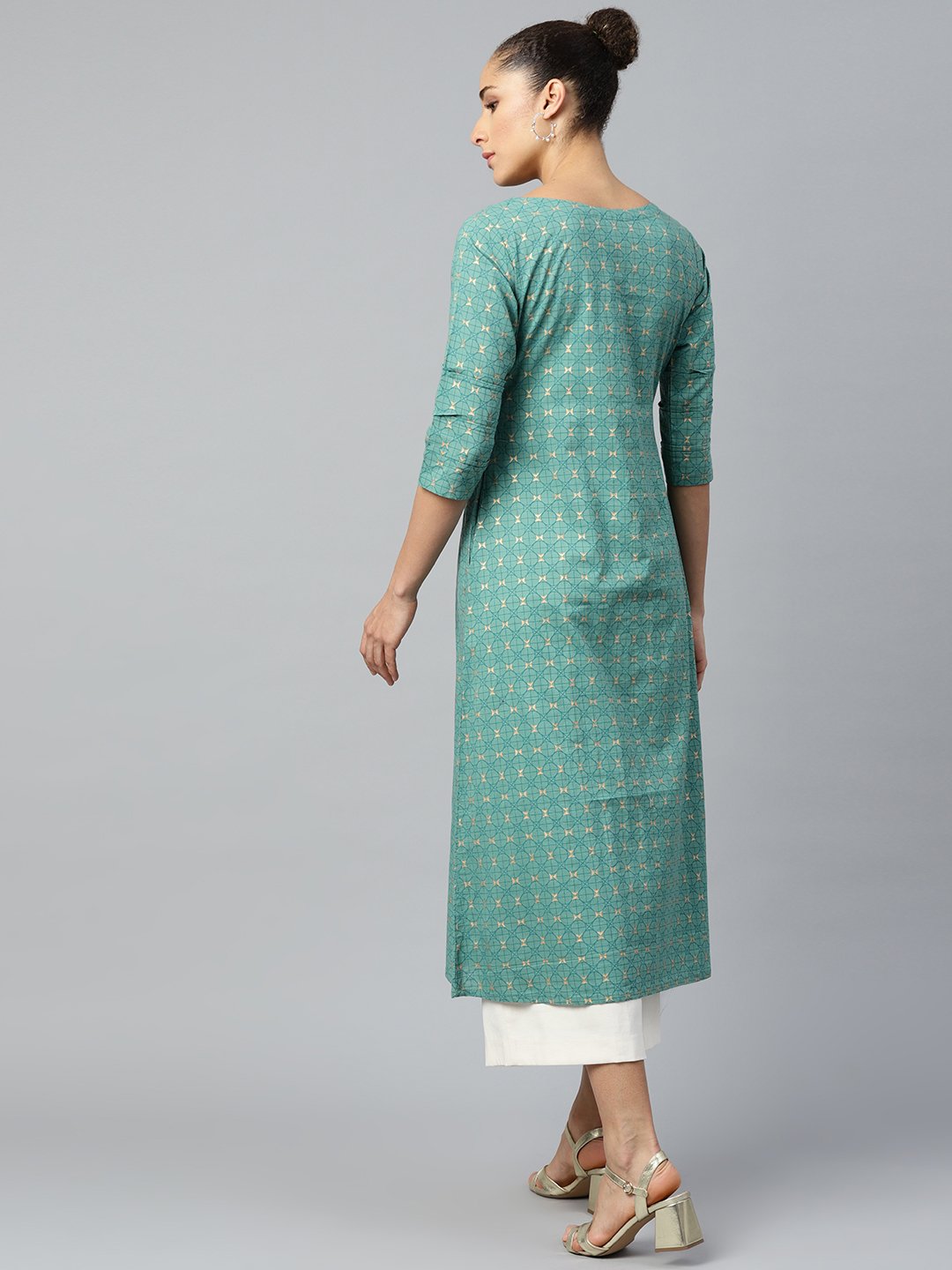 Women's Green Calf Length Three-Quarter Sleeves A-Line Geometric Yoke Design Cotton Kurta