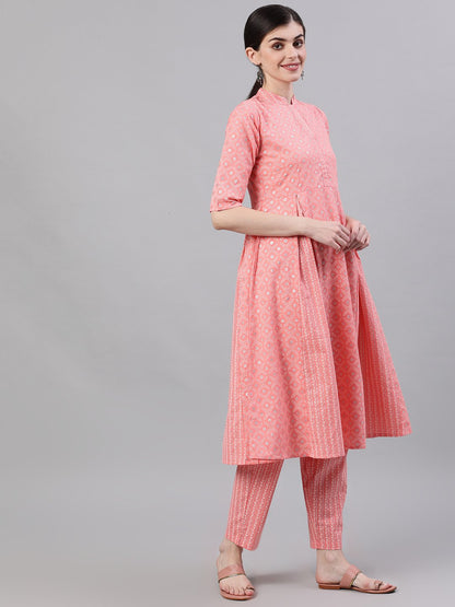 Women's Light Pastel Pink Three-Quarter Sleeves Flared Kurta With Palazzo