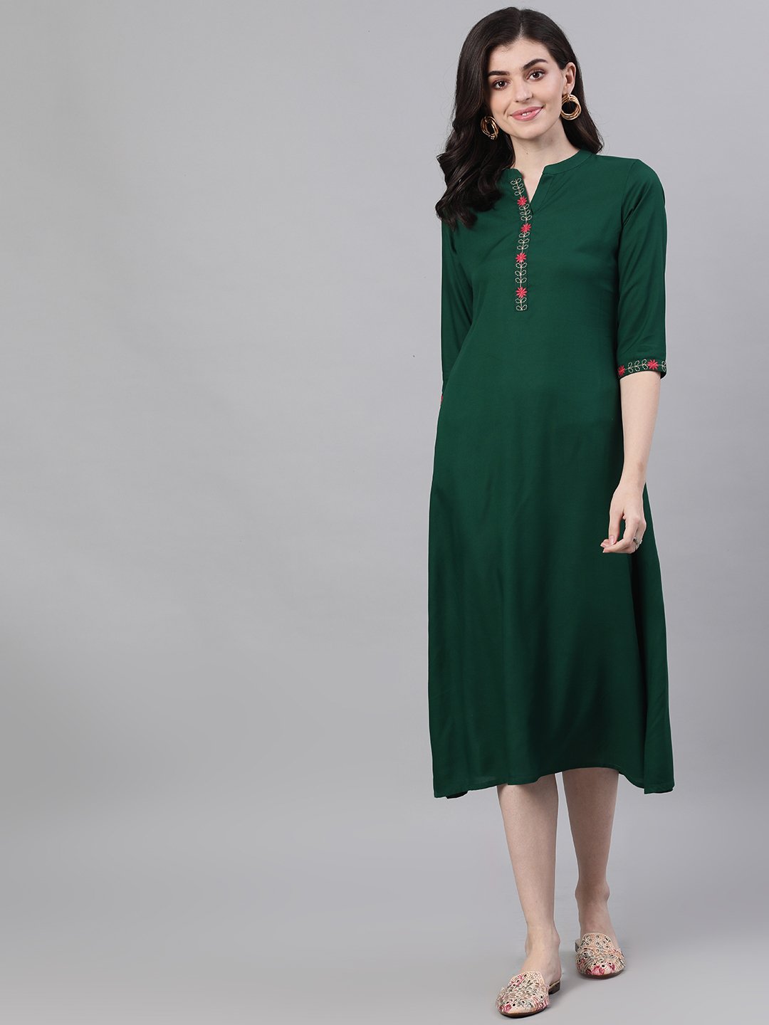 Women's Green Solid Solid Mandarin Collar Viscose Rayon A-Line Dress